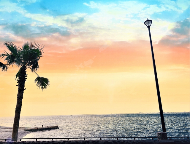 恋人の聖地「りんくう マーブルビーチ」で極上の夕陽を満喫