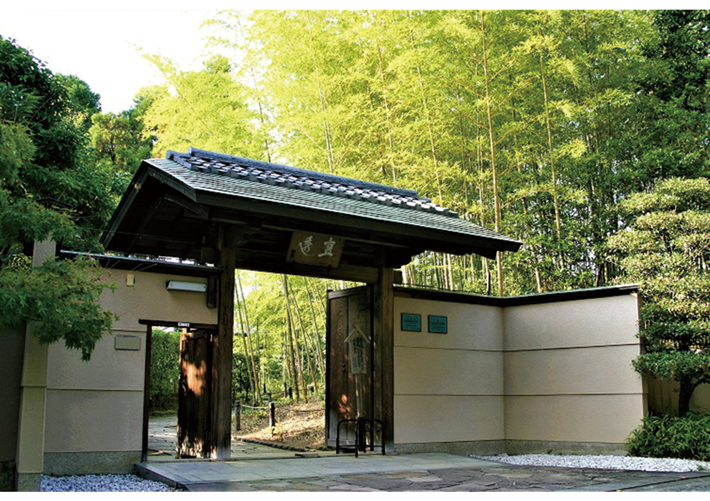 春の茶室で瞑想とお香づくり体験