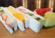 地元で採れた野菜やフルーツを使用したお店