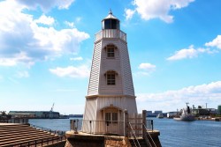 旧堺燈台とは?歴史や周辺のスポット、アクセス情報まとめ