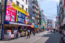 日本橋オタロードとは?注目スポットやアクセス情報まとめ