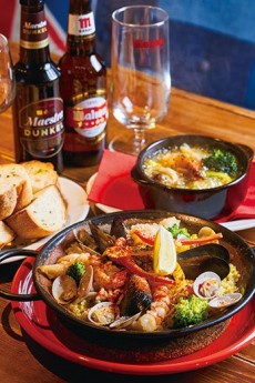 スペインバル TORRES