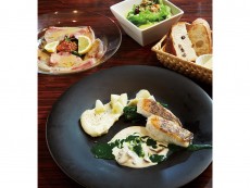 DINING KITCHEN UOTOYO（ダイニング キッチン ウオトヨ）