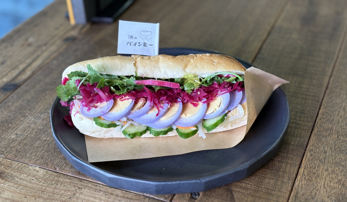 クリームチーズと卵のバインミー