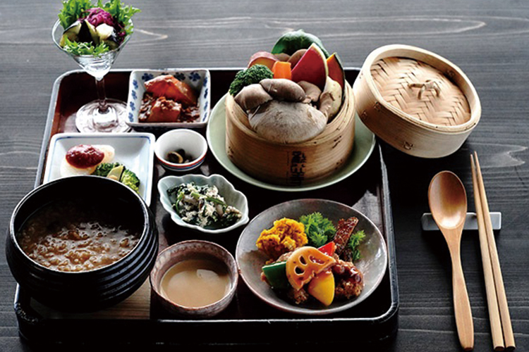 「創作精進料理KU-RI」