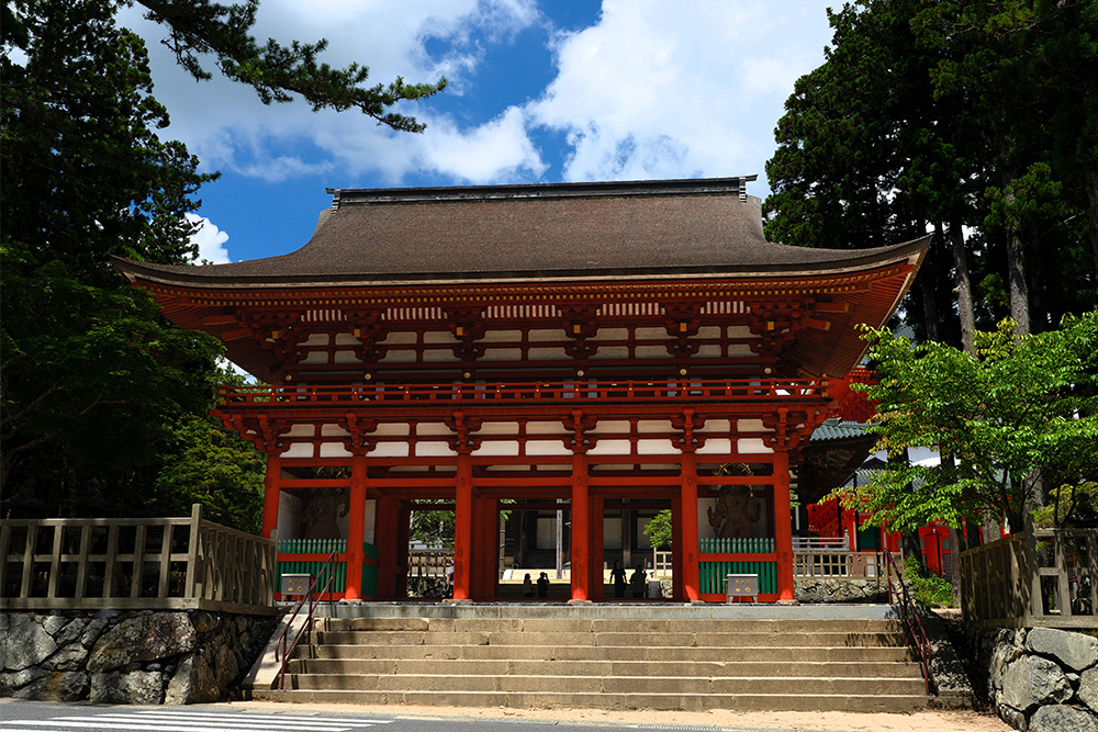 中門