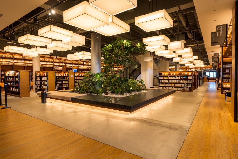 和歌山市民図書館 2階