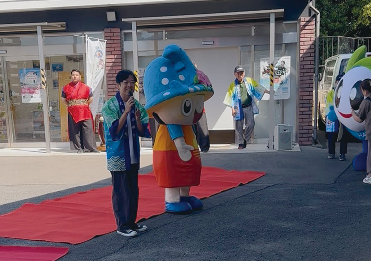 「グレーターミナミTRAIN」車内