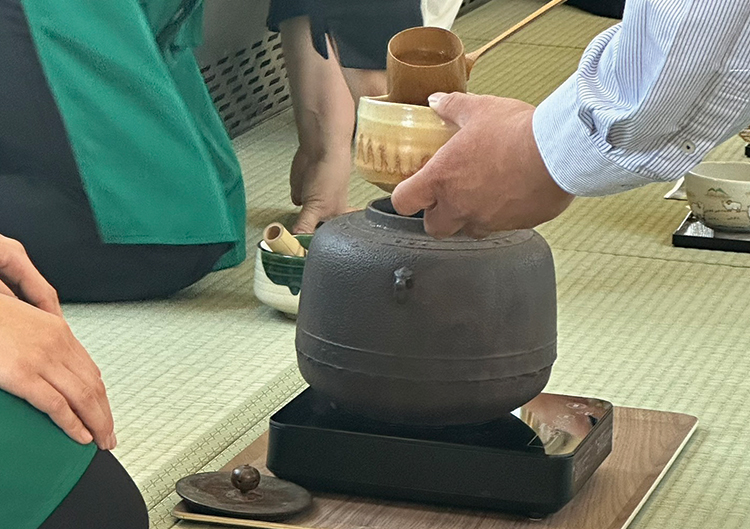 「グレーターミナミTRAIN」車内