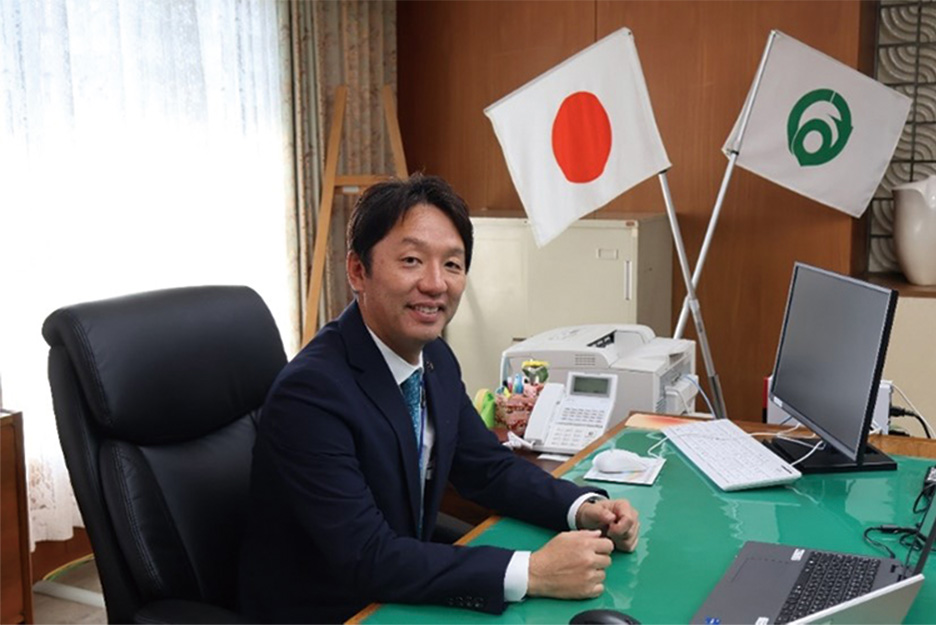 阪南市役所にて上甲市長